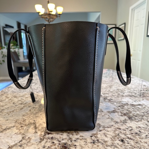 Coach Black Pebble Leather Derby Tote New with Tags Burgundy Red Interior - Picture 8 of 16